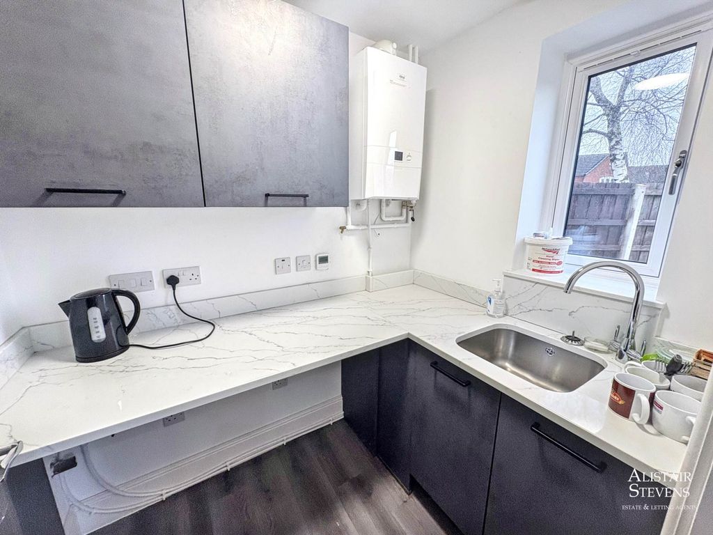 Additional image 10 of 4 bed detached house for saleHunt Lane, Chadderton OL9