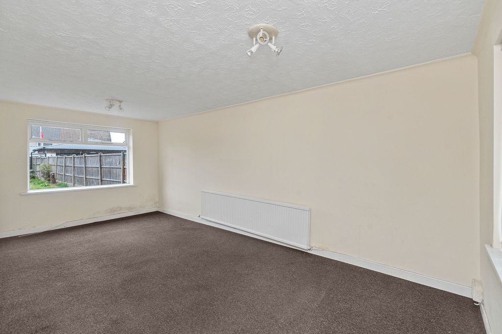 Property photo 3 of 22