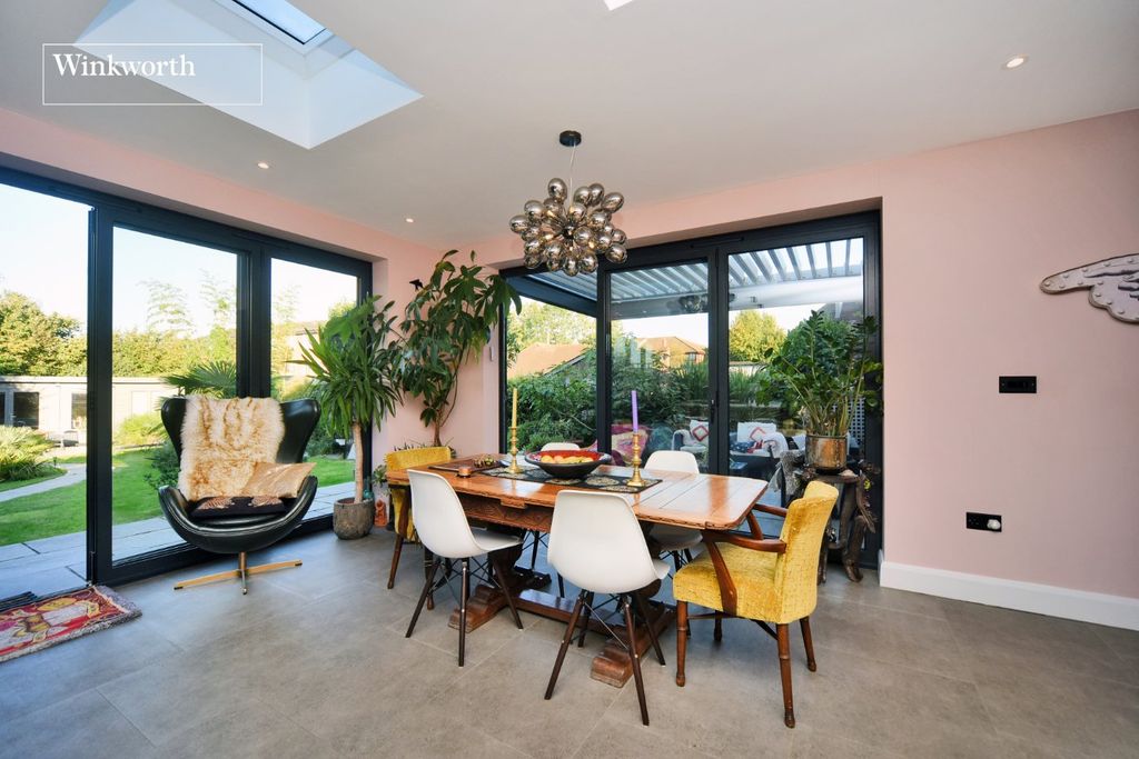 Property photo 3 of 30 Picture No. 19