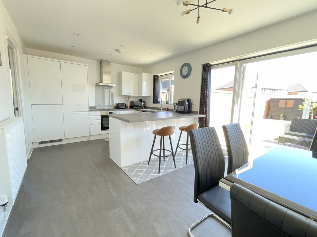 Property photo 2 of 21 Mannings Road