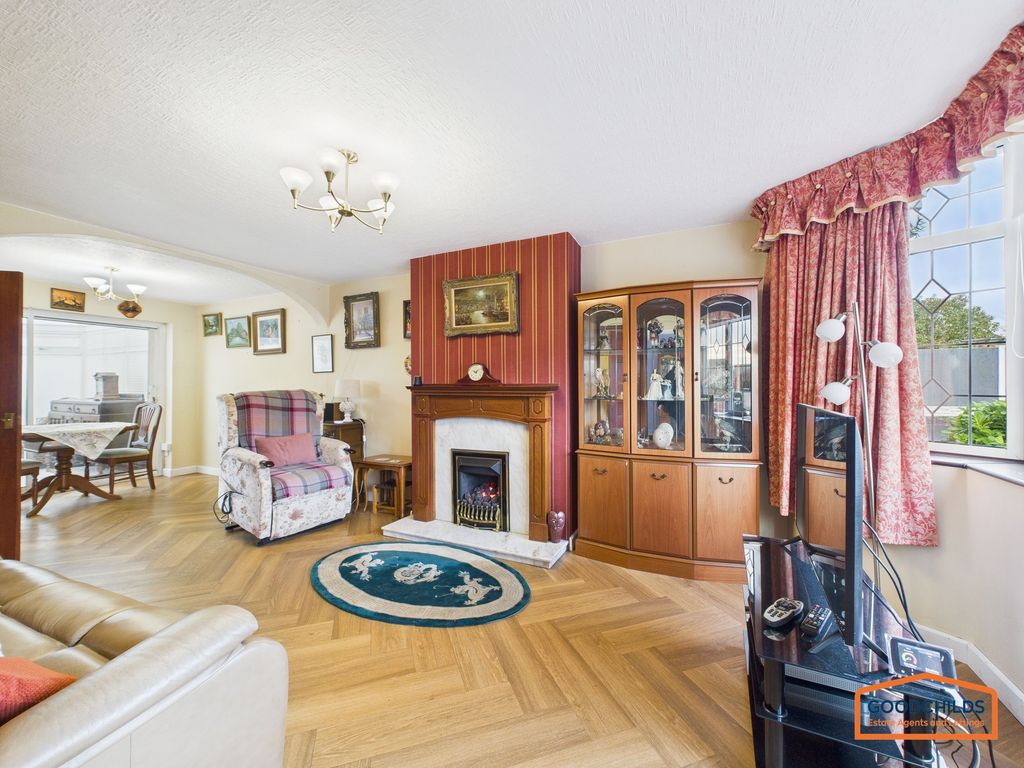 Property photo 3 of 23