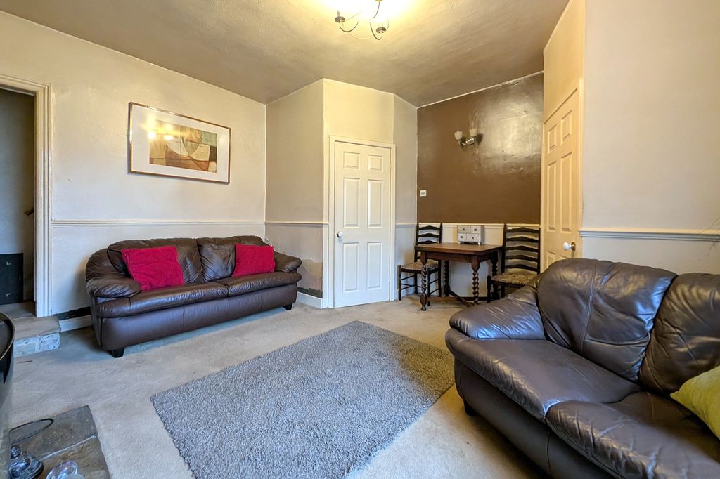 Property photo 3 of 12 Ashgrove (8)