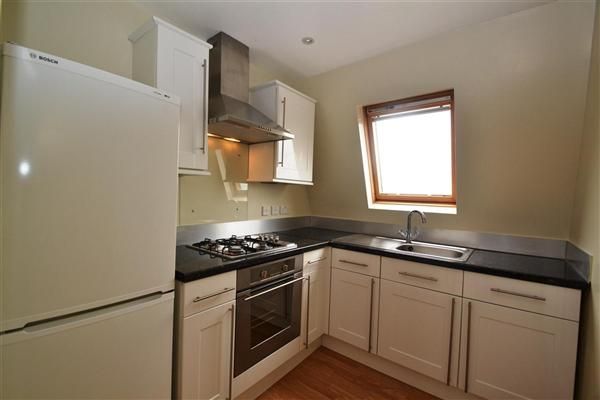 Property photo 3 of 5 Kitchen