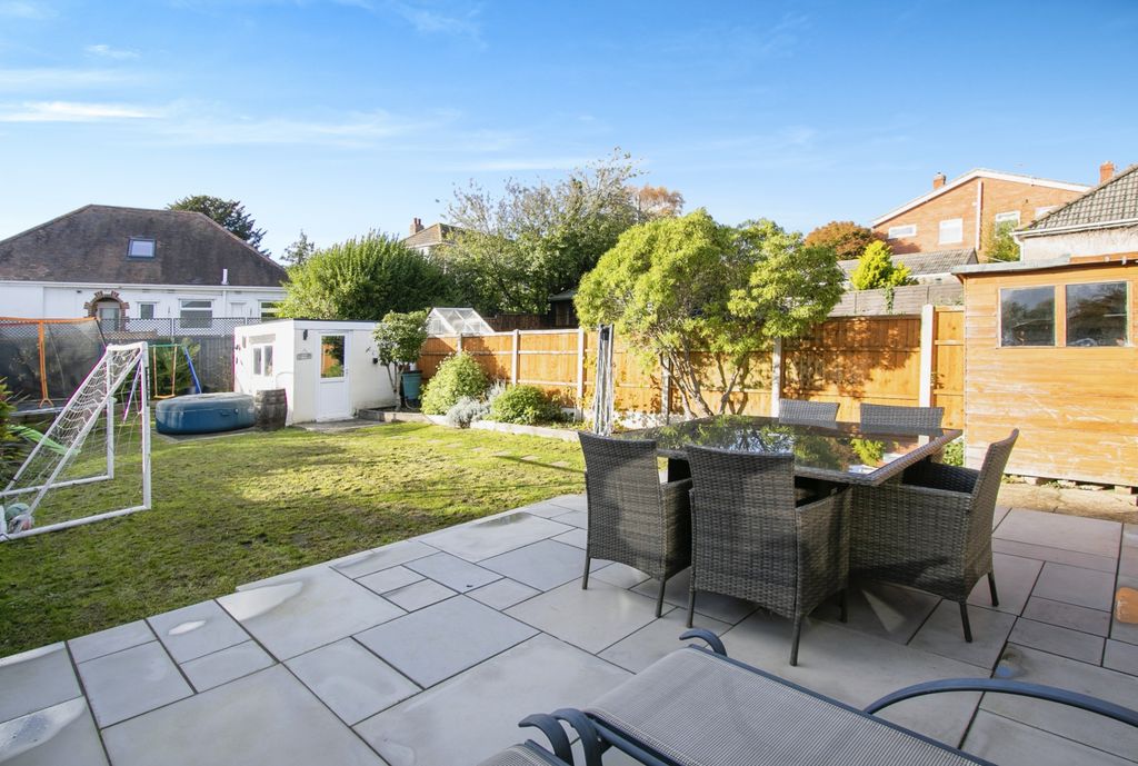 Property photo 2 of 15 Photography