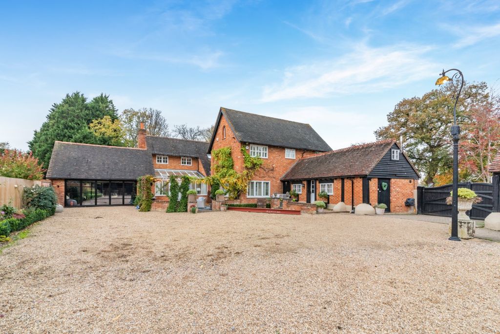 Property photo 2 of 27 Picture No. 45