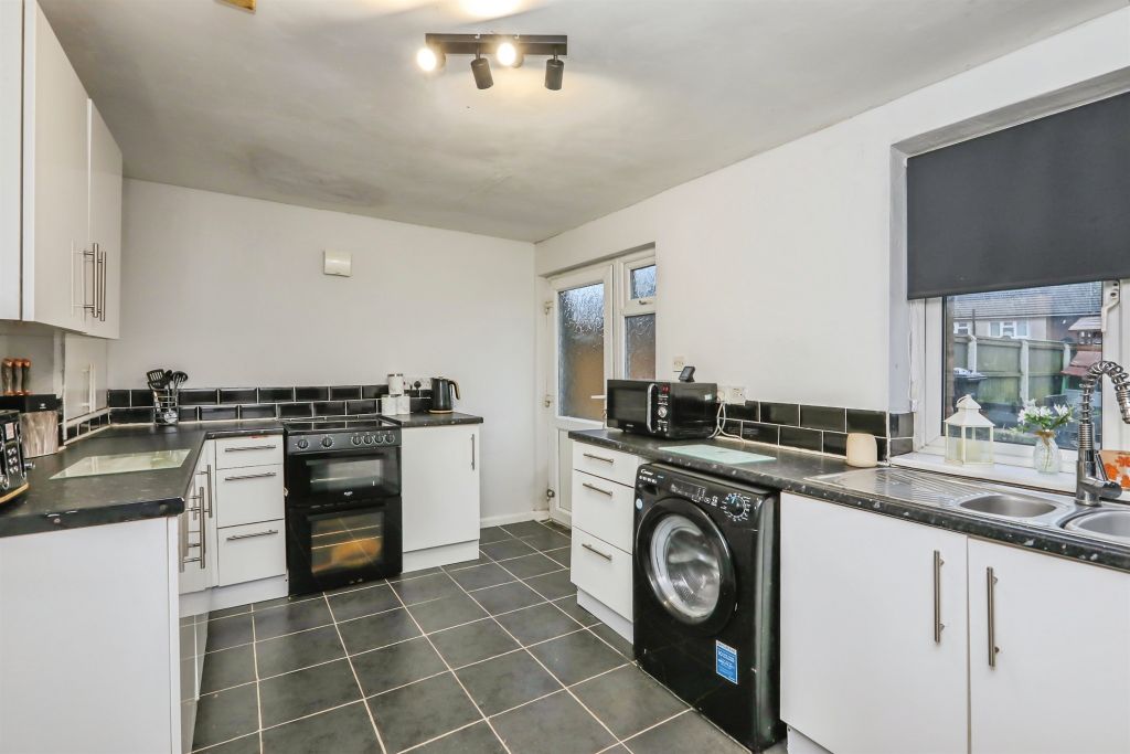 Property photo 2 of 14