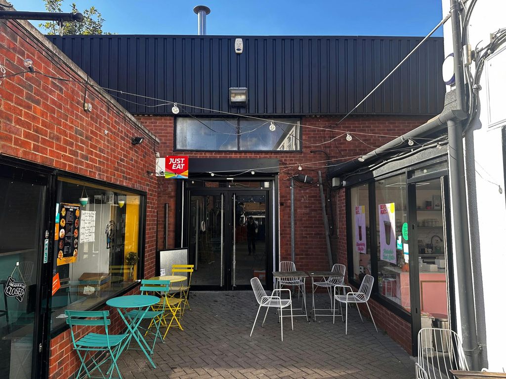 Property photo 2 of 7 P2.Jpeg