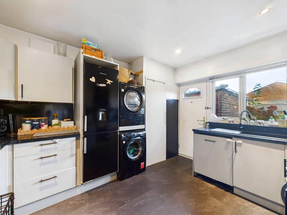 Property photo 3 of 15 Utility Room