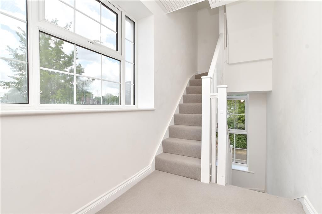 Property photo 1 of 12 Internal Feature