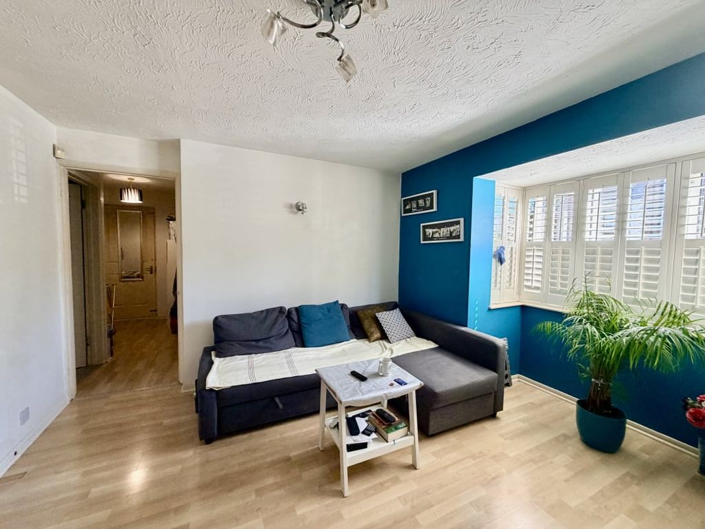 Property photo 3 of 9