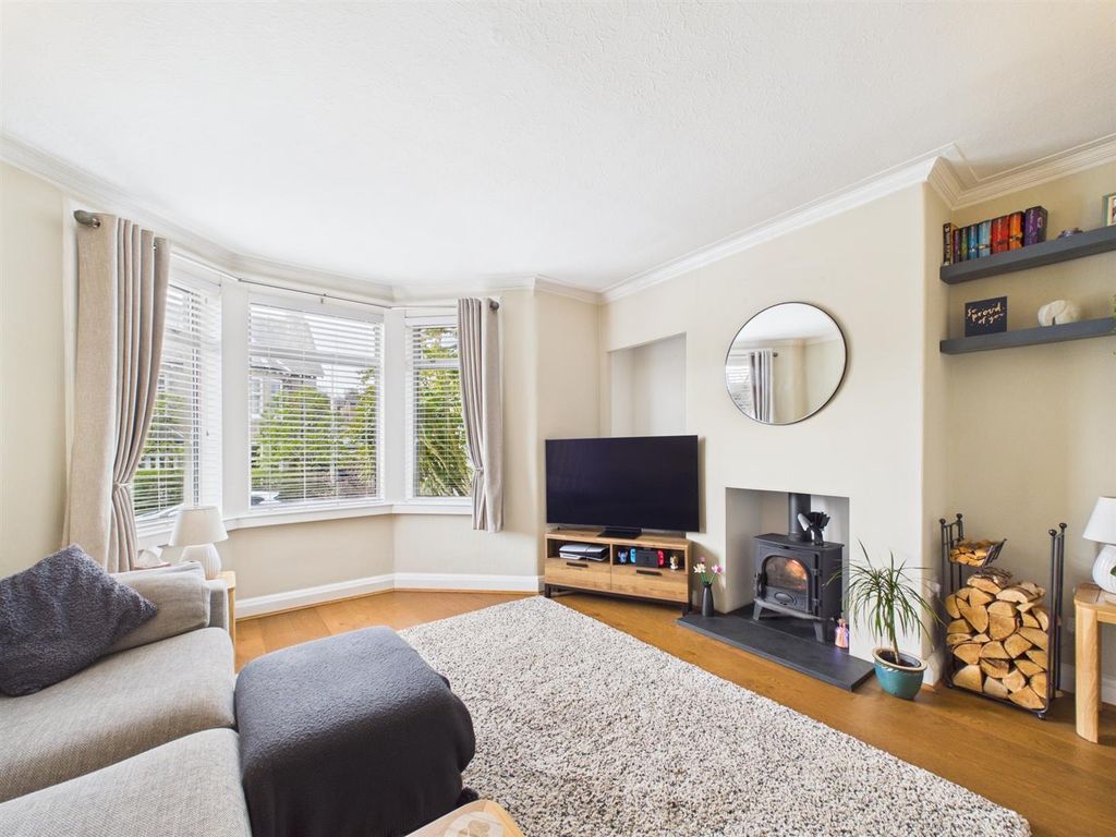 Property photo 2 of 15 Cam01486G0-Pr1049-Still003.Jpg