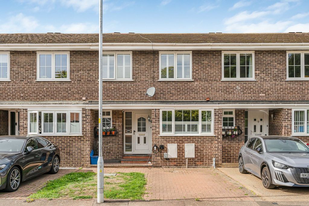 Property photo 1 of 26
