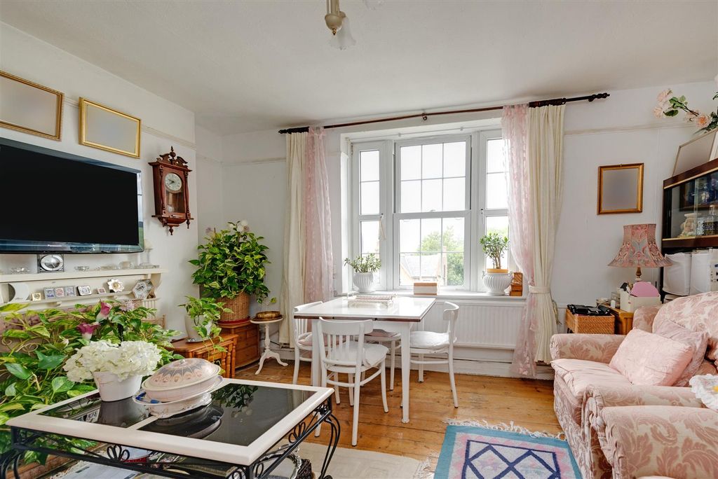 Property photo 2 of 16 54825-Hi-Res (8).Jpg