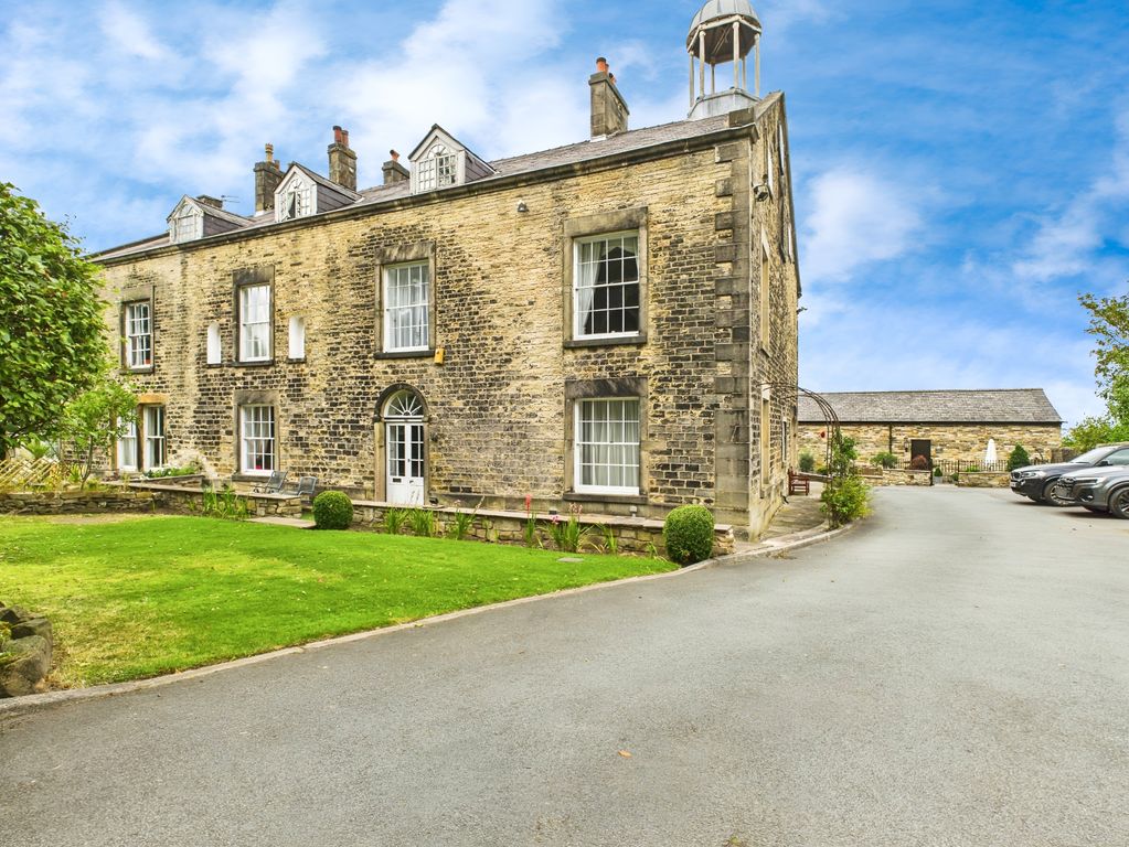Property photo 1 of 57