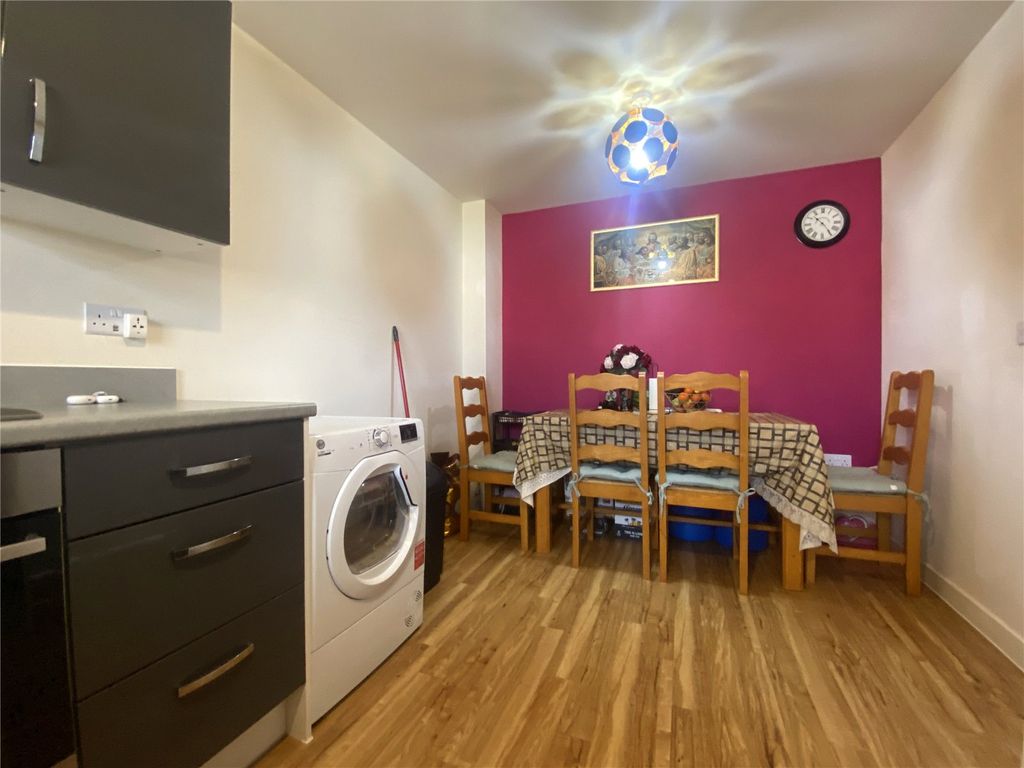 Property photo 3 of 11 Picture No. 05