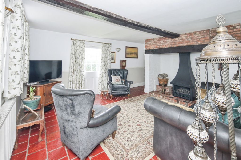 Property photo 3 of 27