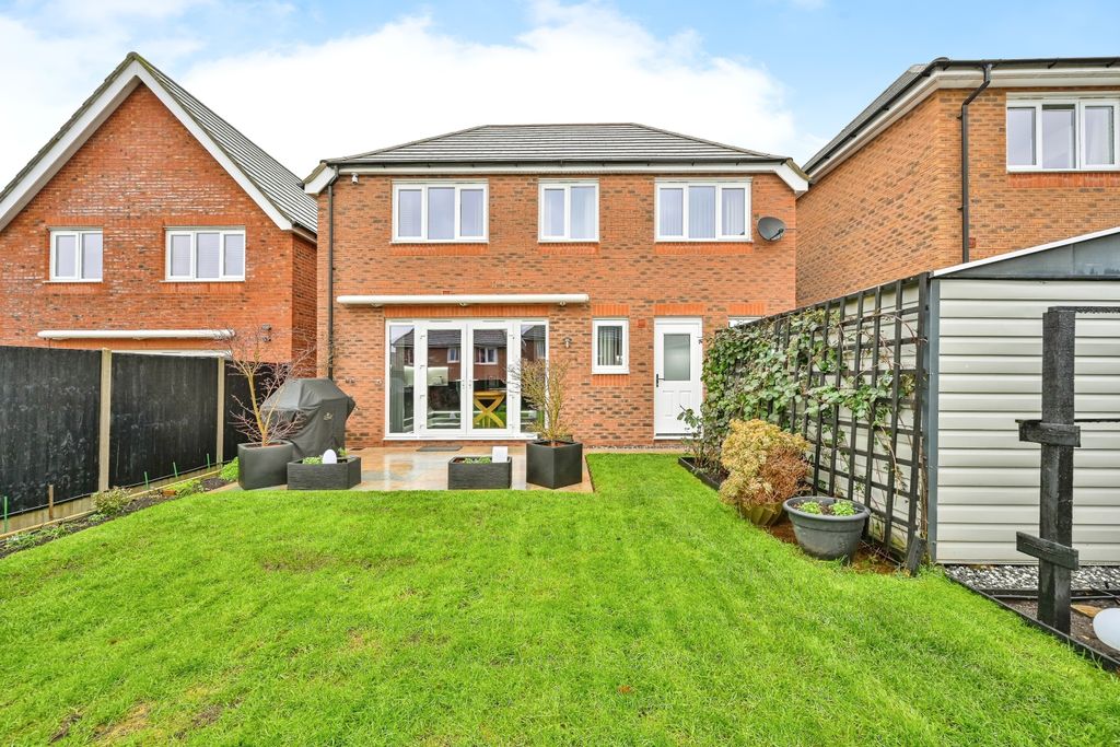 Property photo 2 of 17 Photography