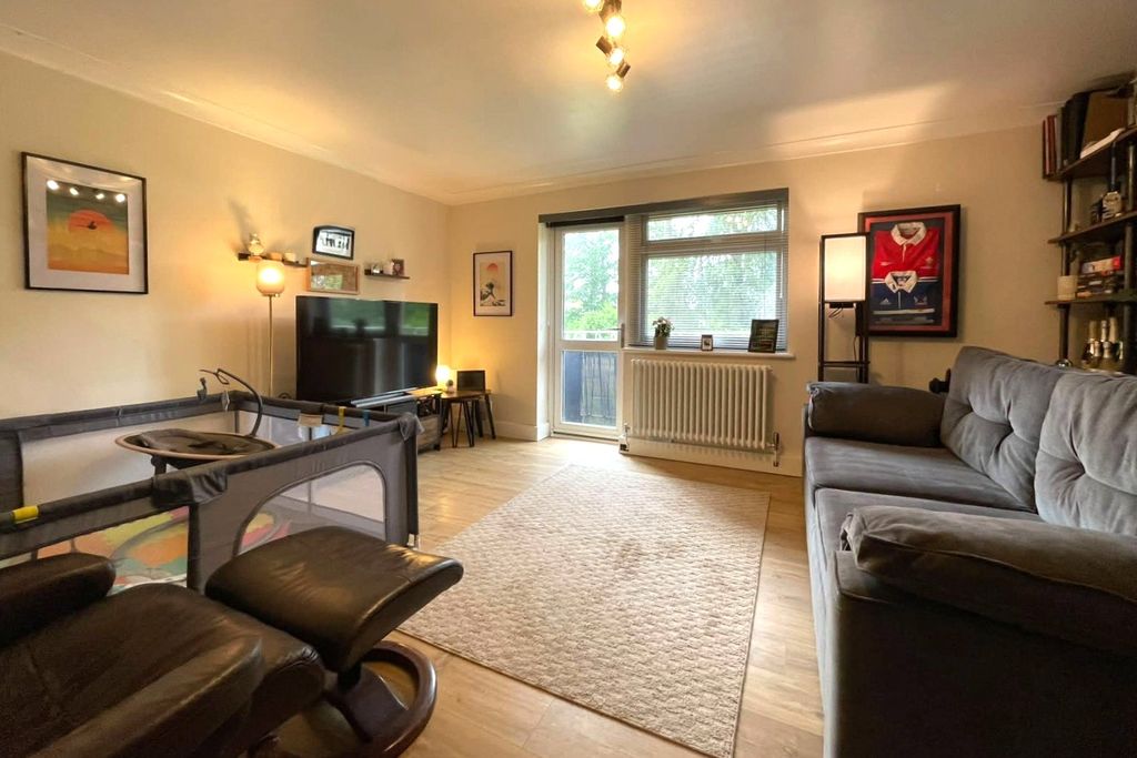 Property photo 2 of 12 Picture No. 09