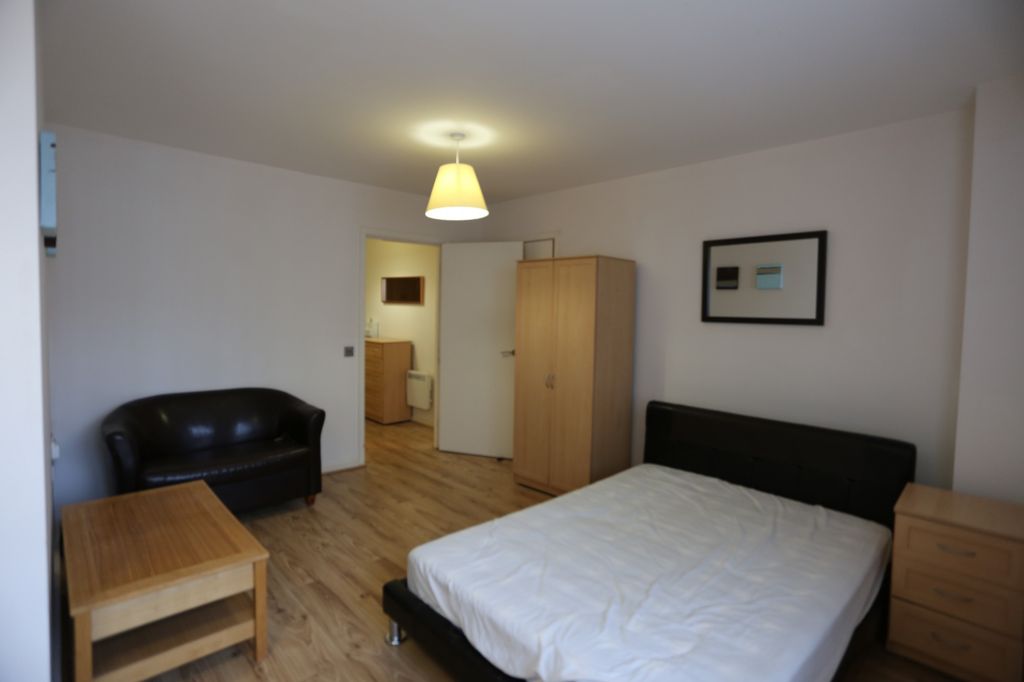 Property photo 2 of 6