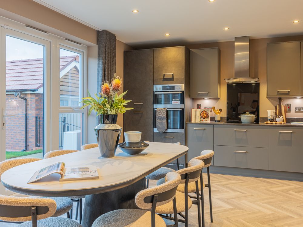 Property photo 3 of 10 Oxford - Kitchen 2 - 72312