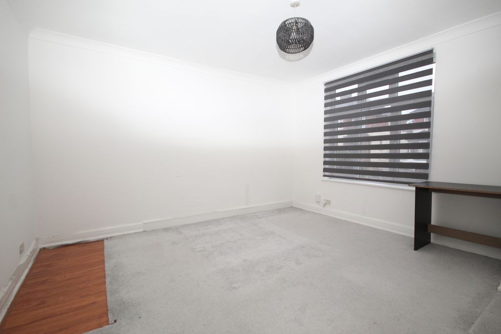 Property photo 2 of 15 Gallery