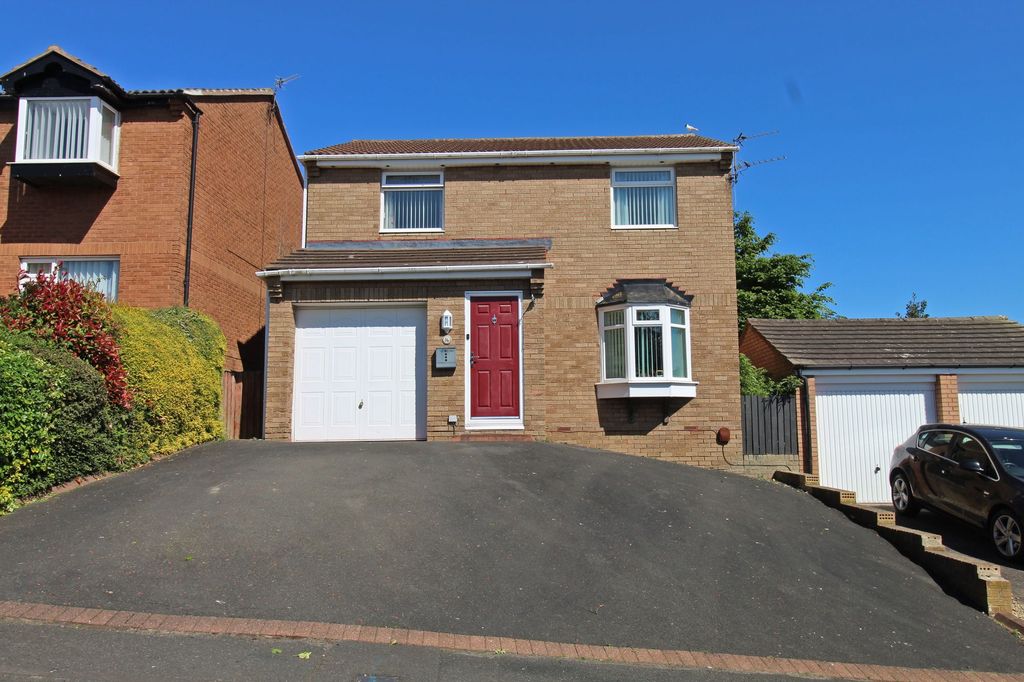 Property photo 1 of 23
