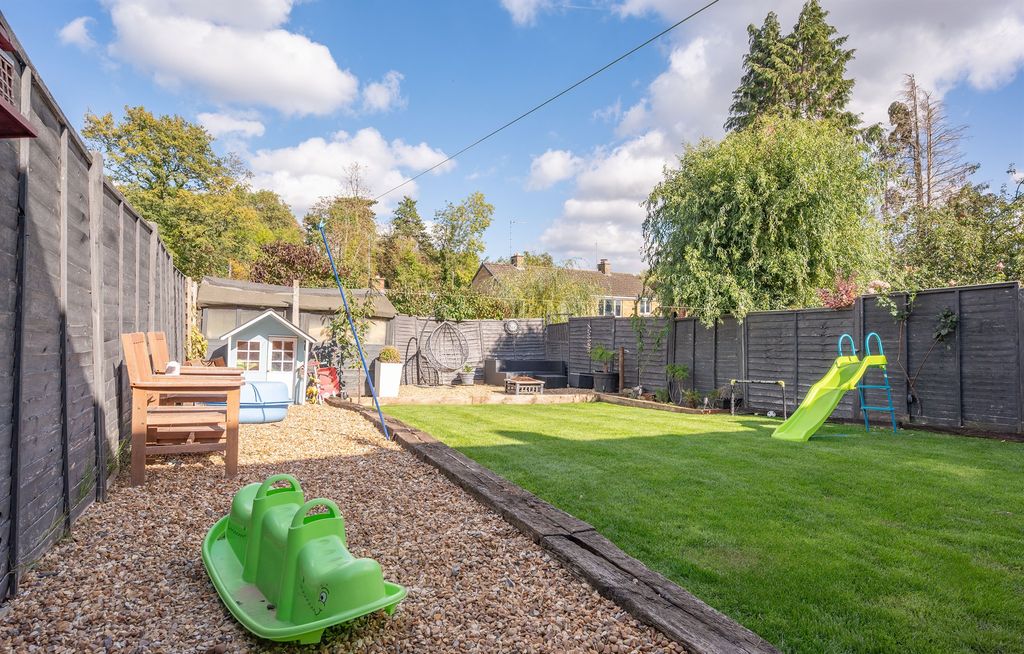 Property photo 2 of 11