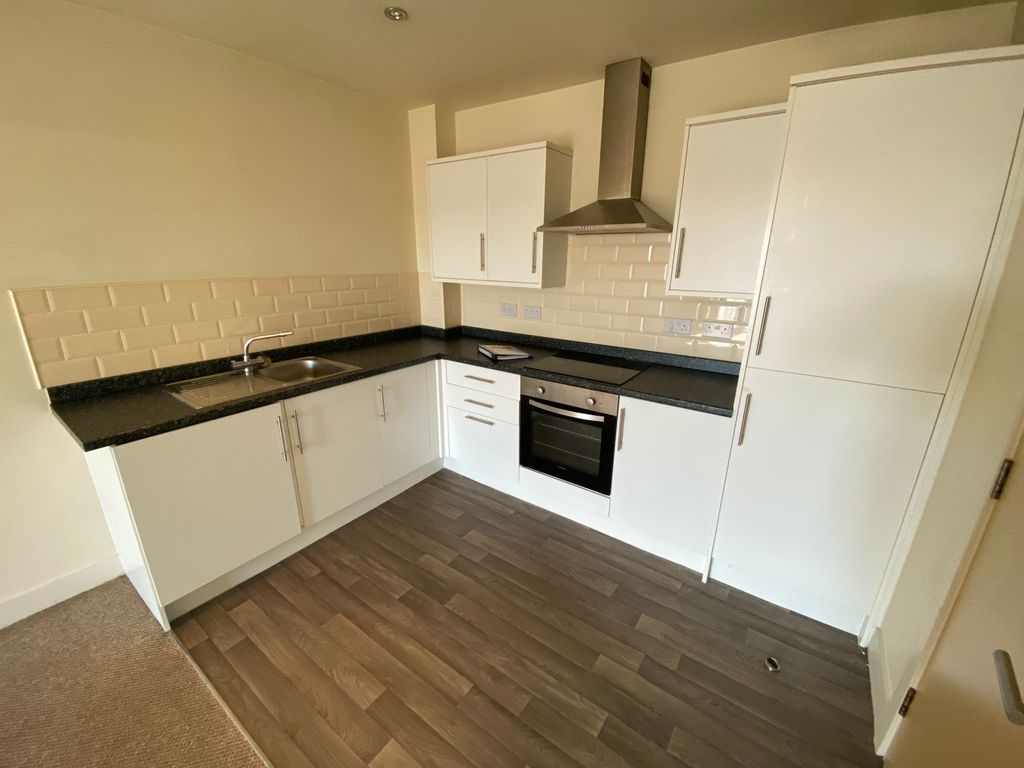 Property photo 2 of 6