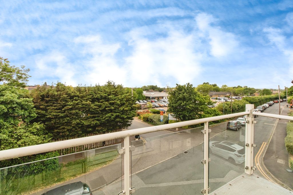 Property photo 2 of 16 Balcony