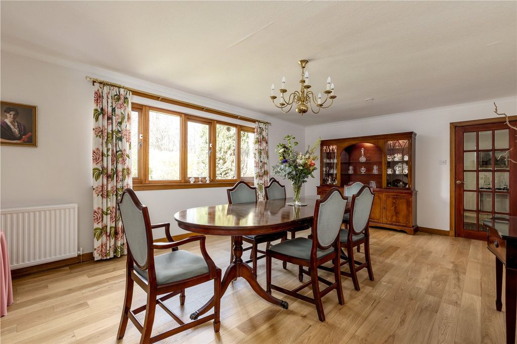 Additional image 8 of 5 bed semi-detached house for saleBarnton Avenue, Barnton, Edinburgh EH4