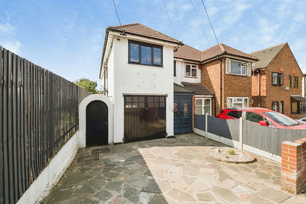 Property photo 2 of 36 Pbox-Img.Jpg