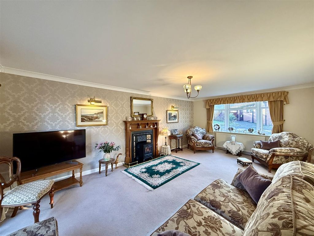 Property photo 3 of 19 3