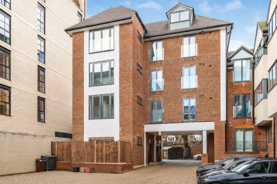 Property photo 1 of 5