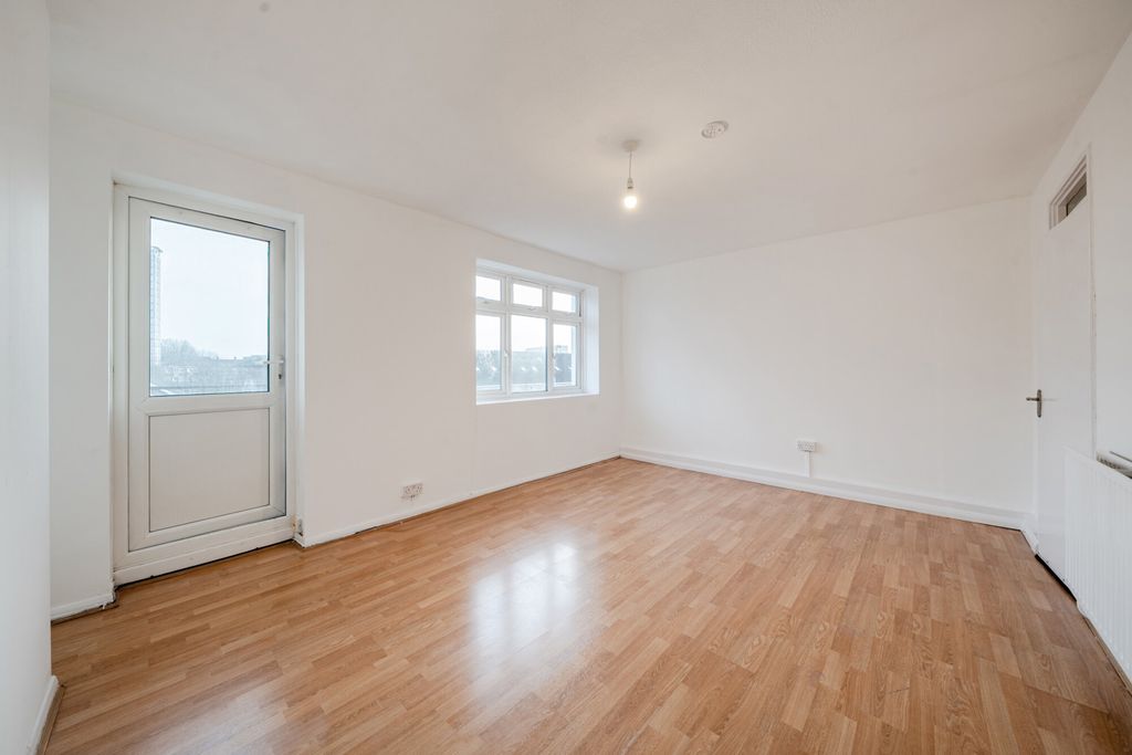Property photo 3 of 17 1420179-5-69A9c49...