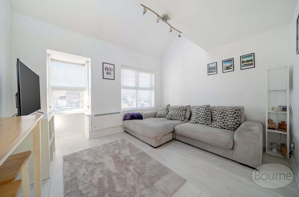 Property photo 3 of 18 Picture No. 08