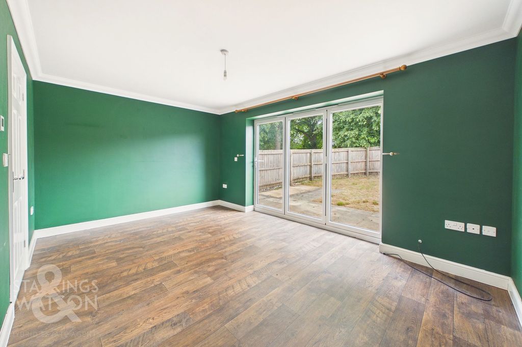Property photo 3 of 22