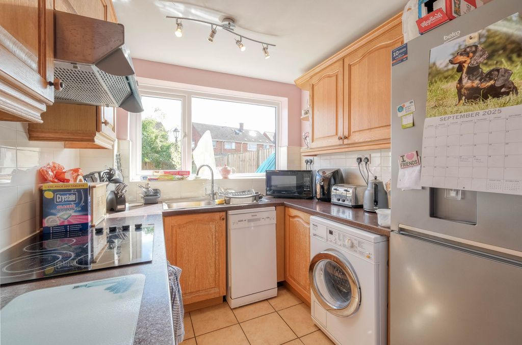 Property photo 3 of 11