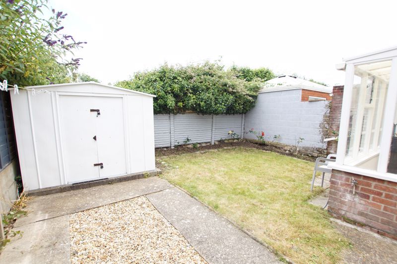 Property photo 3 of 14 Garden