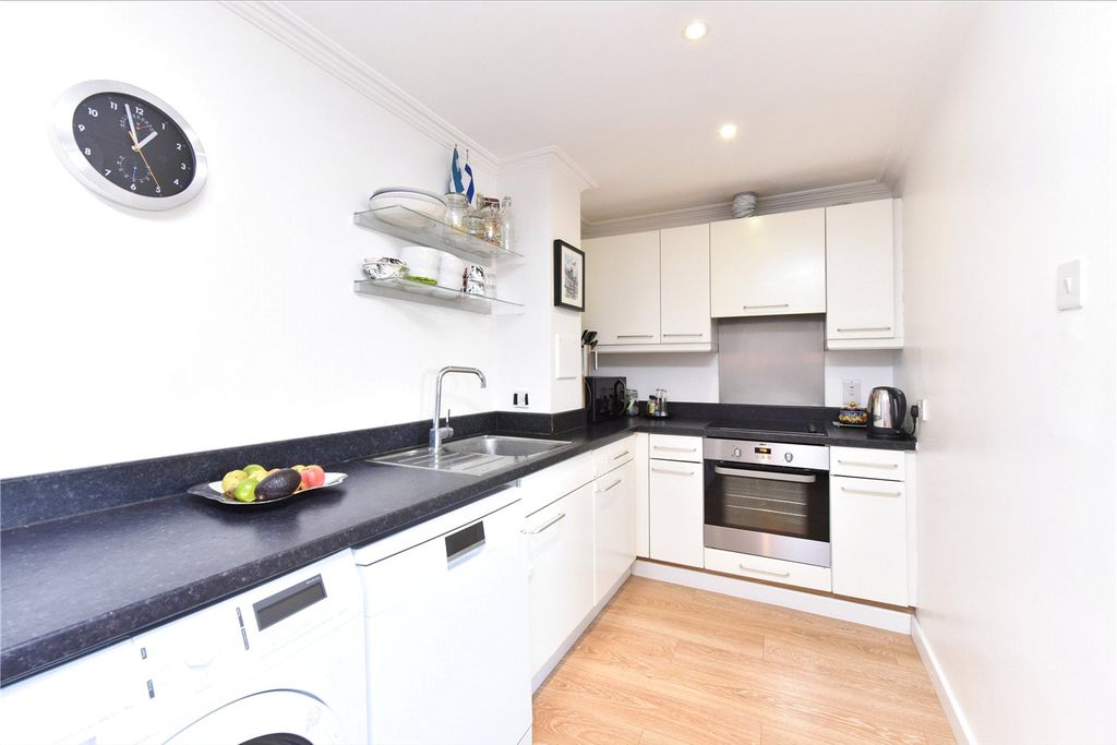 Property photo 3 of 7 Picture No. 05