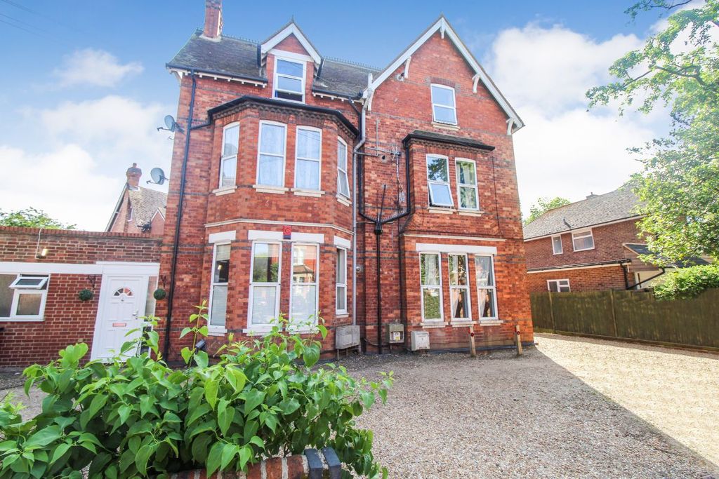 Property photo 1 of 7