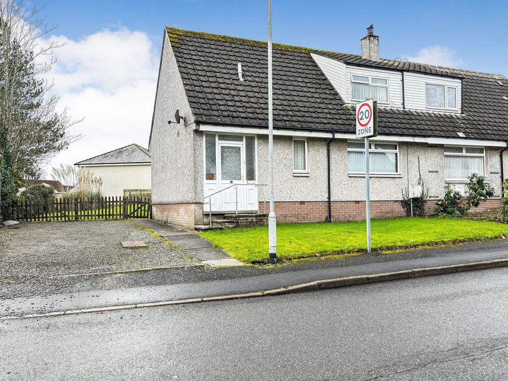 Property photo 1 of 8 Front