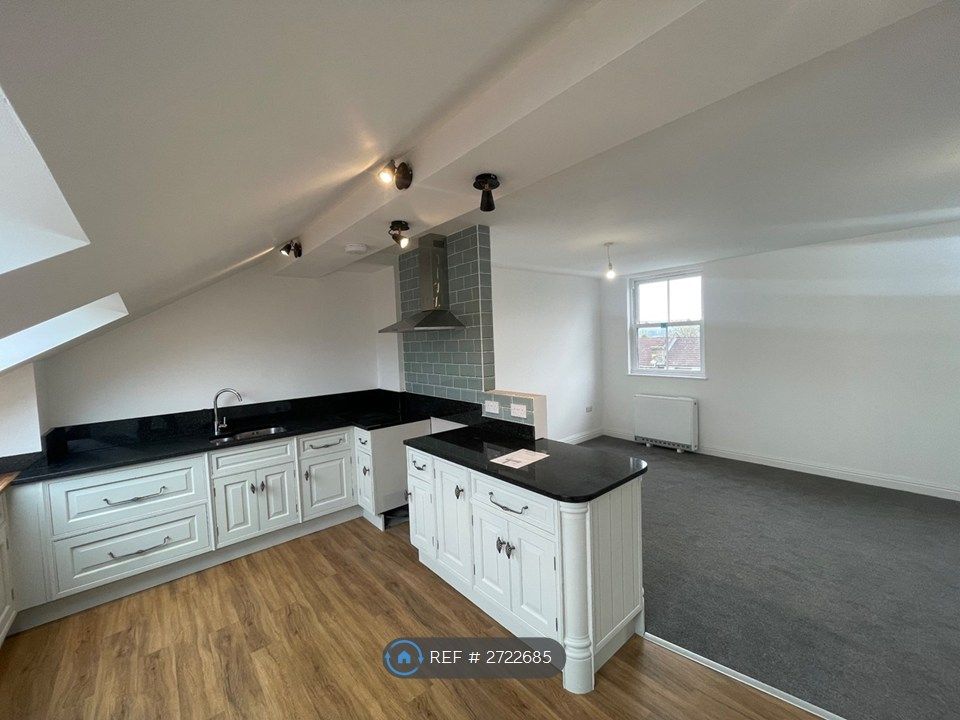 Property photo 2 of 24 Kitchen Diner