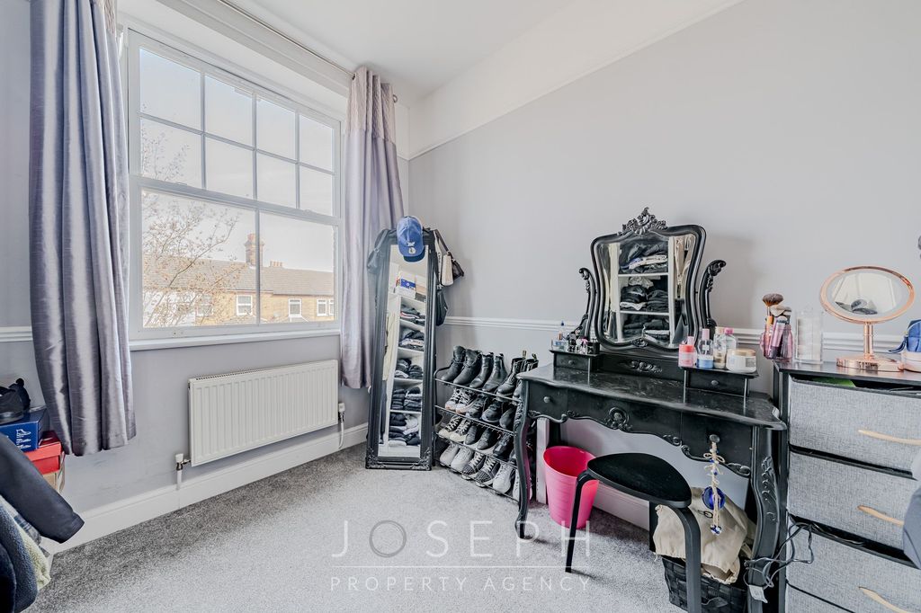Additional image 11 of 3 bed flat for saleFoxhall Road, Ipswich IP3