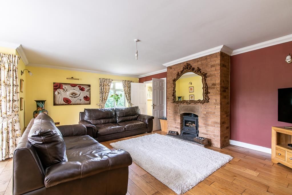 Property photo 3 of 30 Pheasantsview-26.Jpg