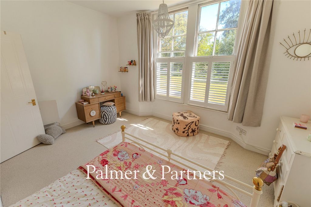 Additional image 10 of 3 bed flat for saleHenley Road, Ipswich, Suffolk IP1
