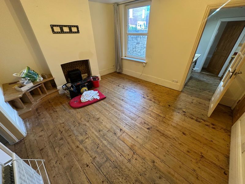 Property photo 3 of 10 Photo 3