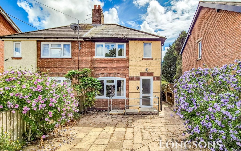 Property photo 1 of 17