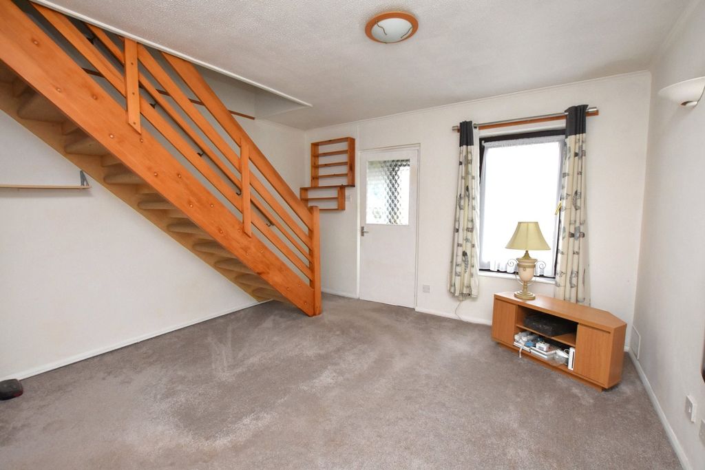 Property photo 2 of 16 Picture No. 27