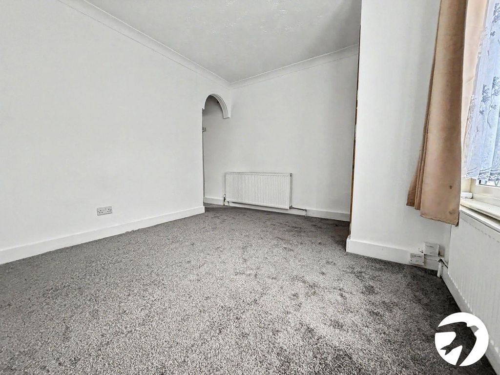 Property photo 2 of 14 Picture No. 08