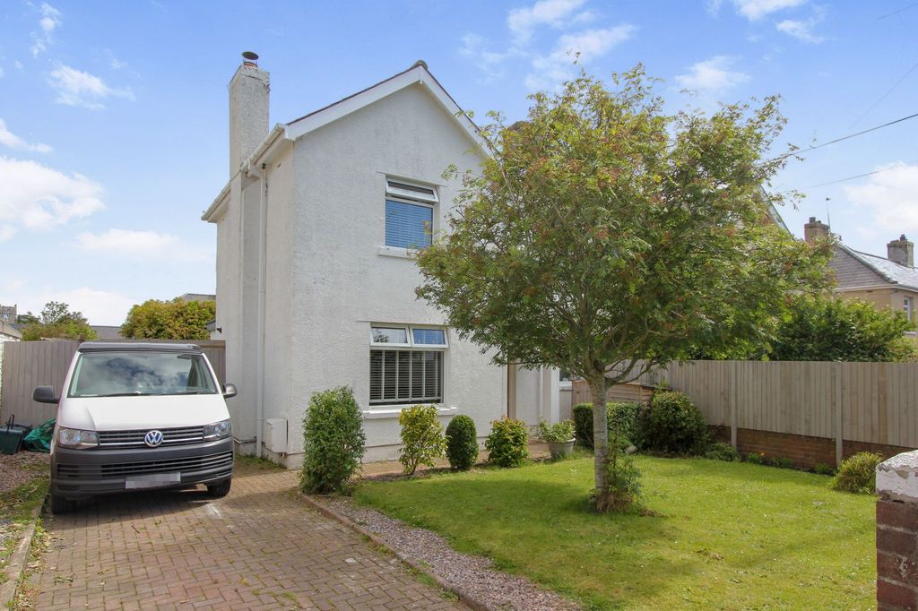 Property photo 1 of 22